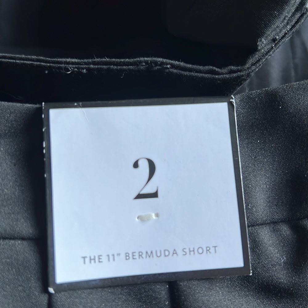 NWT WHBM 11” Smooth Stretch Bermuda Shorts - Picture 4 of 5